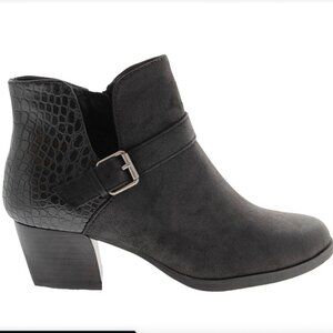 BareTraps Lexis Booties Black Size 5.5 and 10 BRAND NEW
